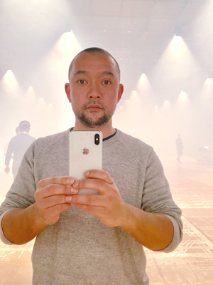 小金沢健人 さん